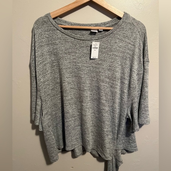 Gap Gray Short Sleeve Tie Wrap Around Tee NWT - Picture 12 of 12